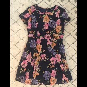 Floral Forever 21 dress size M